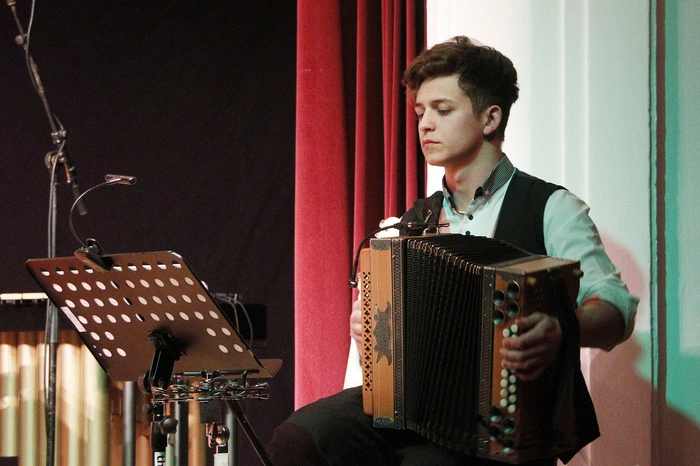 ...die musikalische Bandbreite der steirischen Harmonika.  