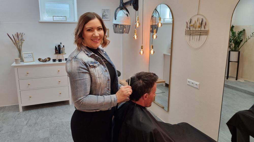 Christina Santler eröffnete in der Kanaltaler Straße ihren eigenen Friseur-Salon