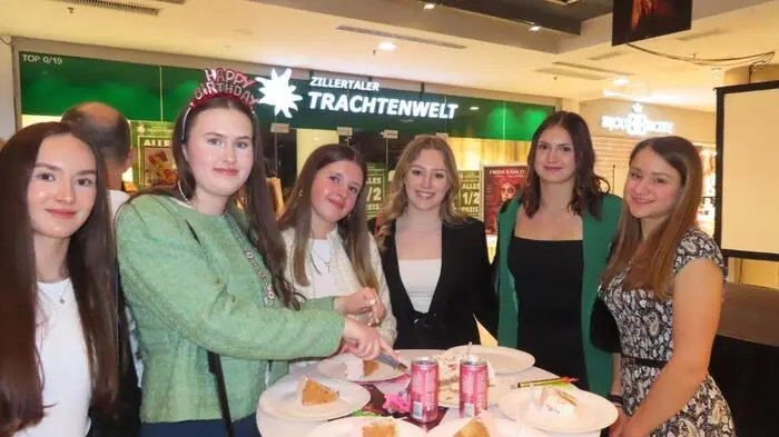 Klicken Sie sich durch die Bilder von der Austellungseröffnung