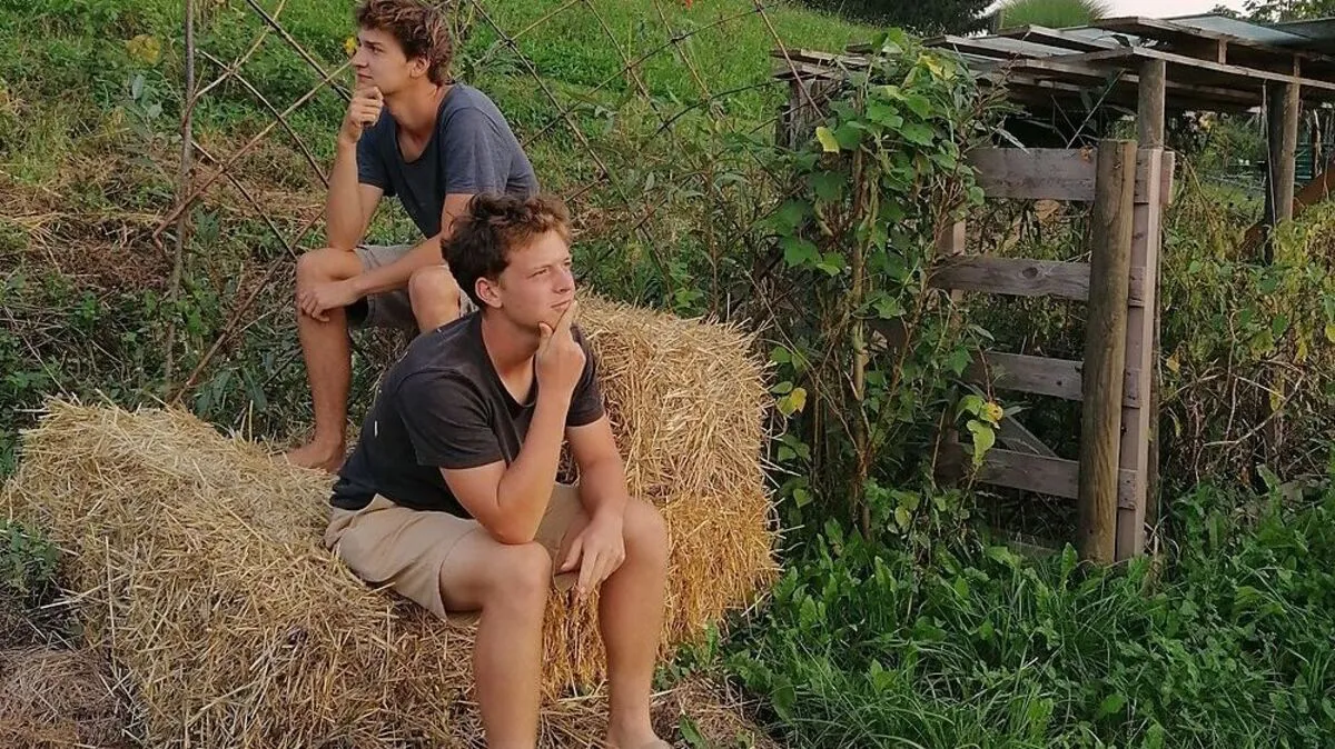 So sehen Jungbauern mit Vision aus: Lukas Cwikl (links) und Georg Hörmann