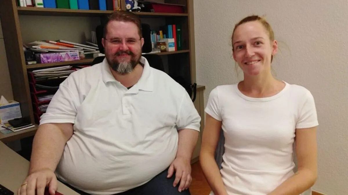 Der Leutschacher Allgemeinmediziner Thomas Hirsch mit der Studentin Mara Haubenwallner	