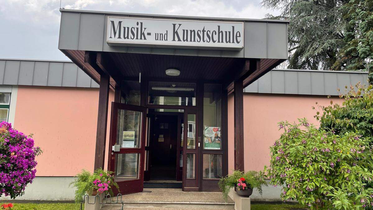 Von barrierefrei kann in der Musik- und Kunstschule nicht die Rede sein