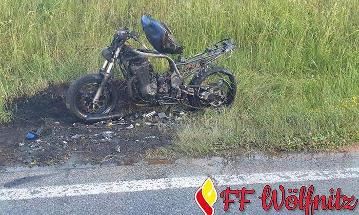 Das Motorrad wurde vollständig zerstört