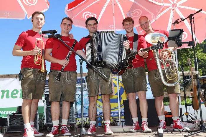 Die MUSIBUAM“ mit Christian Kampl, Marcel Brezocnik, Christoph Stocker, Markus Loike und Maximilien Kaimbacher aus Ettendorf im Lavanttal.