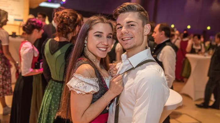 Es war kein Weg zu weit zum Steirischen Bauernbundball. Um 18.30 Uhr war Einlass, danach strömten 16.000 Besucher zum außergewöhnlichen Fest in die Grazer Stadthalle.