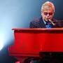 Elton John meldet sich hörenswert zurück 