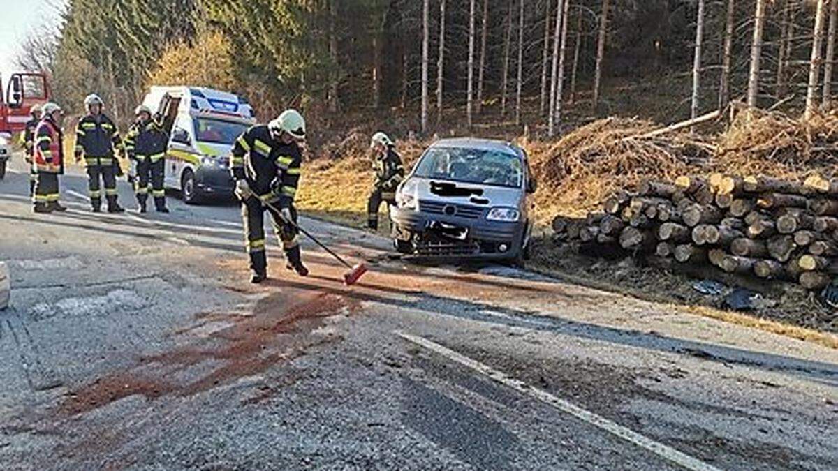 Die Freiwillige Feuerwehr Tigring war mit den Aufräumarbeiten betraut