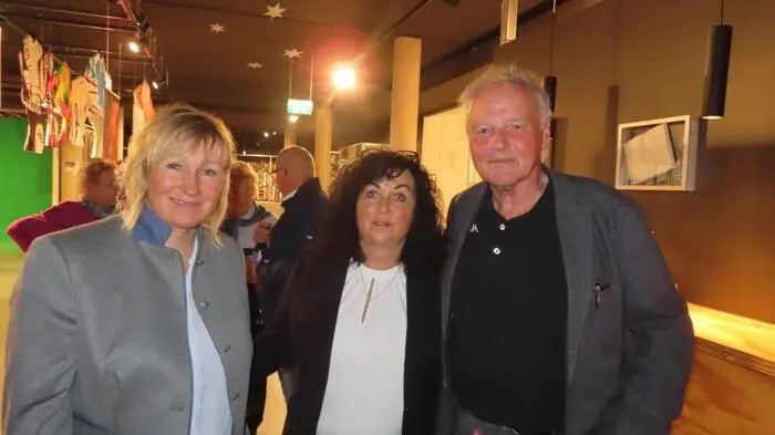 Klicken Sie sich durch die Fotos von der Veranstaltung.