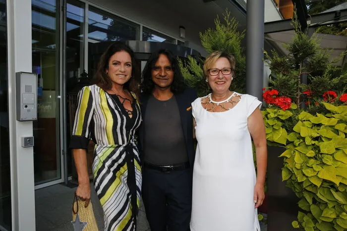 Christine Neubauer, José Campos und Renate Remta-Grieshofer (Geschäftsführerin der Mare-Gruppe und Initiatorin der Charity)