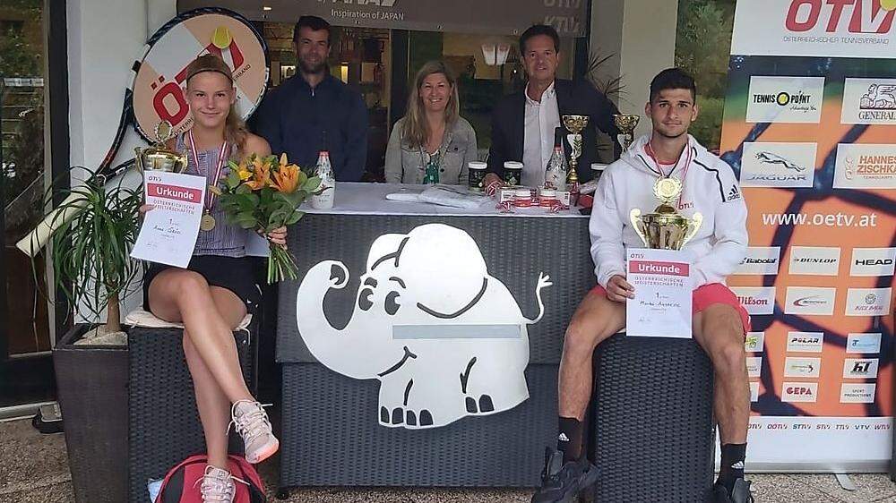 Anna Gröss und Marko Andrejic holten sich ohne Satzverlust den Titel bei der U18-Jugendmeisterschaft im Villacher TC Warmbad 
