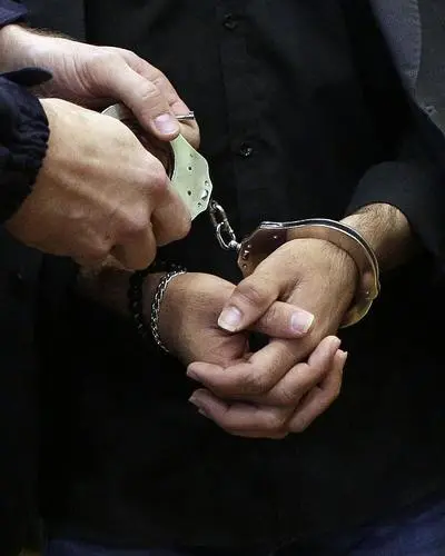 Symbolfoto: Vier Männer wurden verhaftet und sitzen in U-Haft. 
