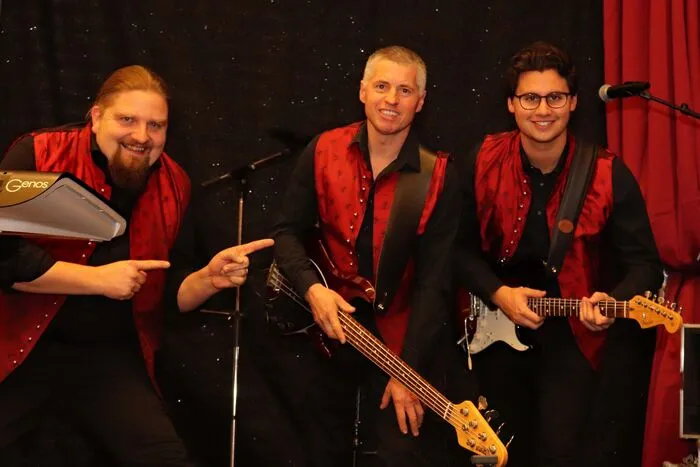 Für die musikalische Umrahmung sorgt die Truppe "3K" mit Helmut Pilz, Fritz und Daniel Kurej