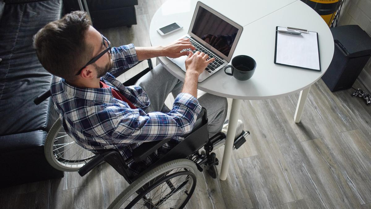 In der Arbeitswelt brauchen Menschen mit Behinderung persönliche Assistenz