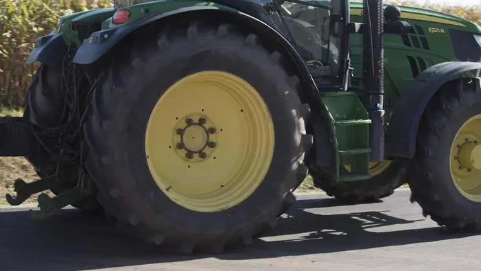 Grüner Traktor