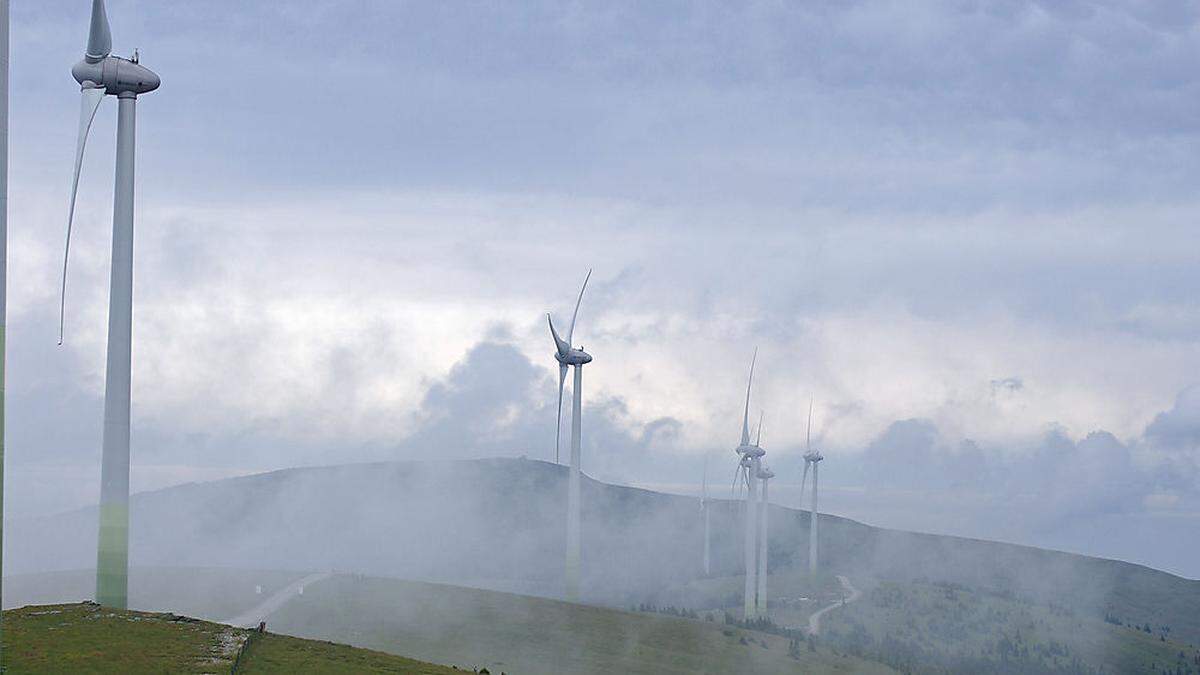 Die Pretuler Windräder hatten beim Eröffnungs-Wetter Hochbetrieb