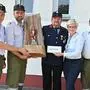 Patrick Skubel, Stefan Brodnig, Künstler Ernst Smretschnig aus St. Stefan unter Feuersberg Melanie Brodnig von der Volksbank und Werner Opetnik