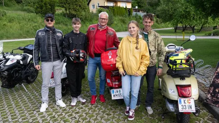 Hunderte Bikerinnen und Biker aus ganz Kärnten trafen sich am Samstag beim Kulturhaus in Drobollach für den guten Zweck: Solidarität und Unterstützung für das soziale Netzwerk Mena.  