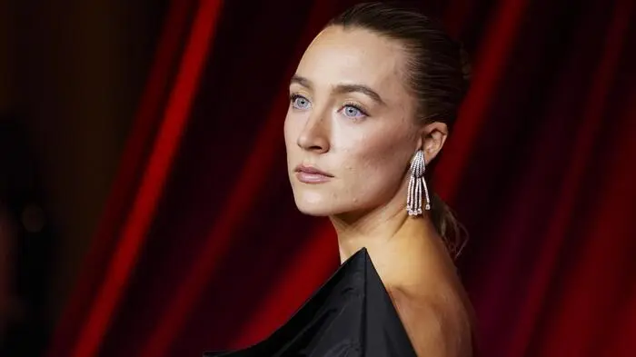 Saoirse Ronan: „Über sowas müssen Frauen immer und überall nachdenken“