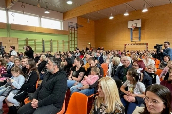 Fotos von der feierlichen Eröffnung!