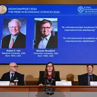 Robert E. Hall und Michael Woodford wurden vom Nobelpreiskomitee als Preisträger bestimmt