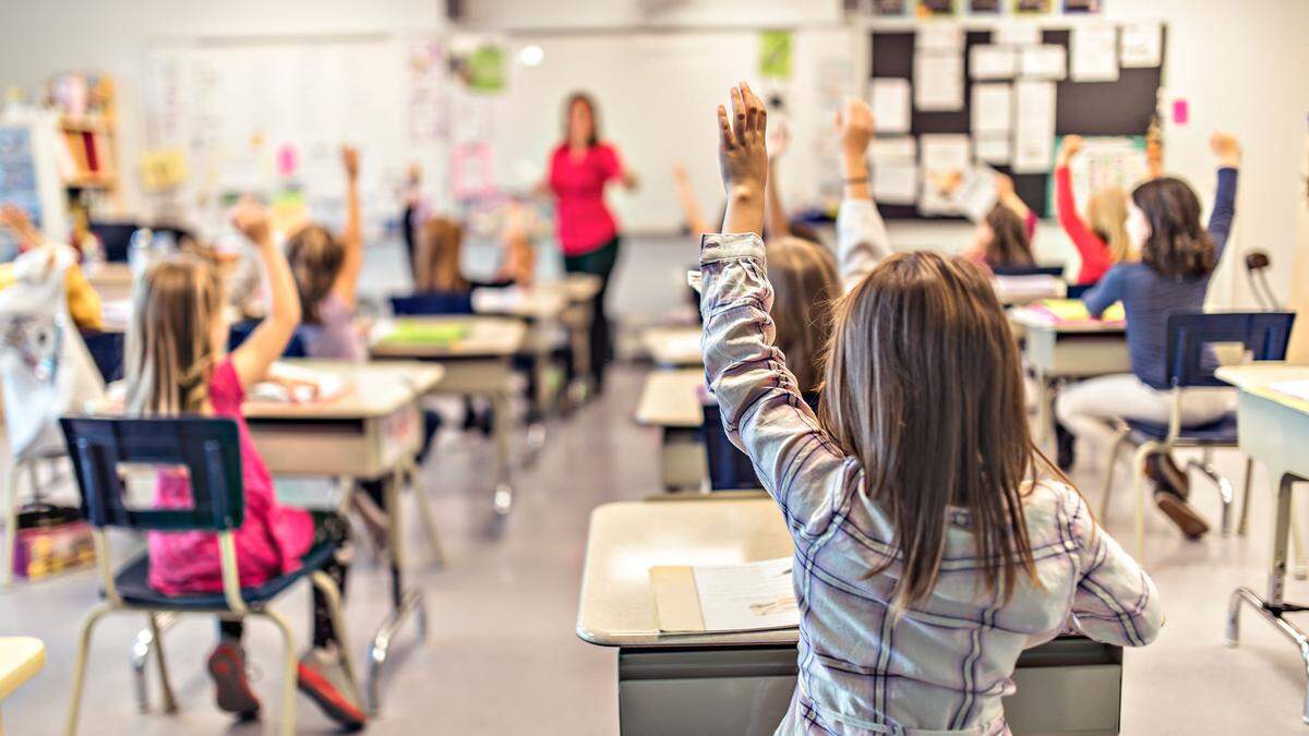 Seitens der Bildungsdirektion betont man, dass diese Kinder im Herbst im Wege des Förderunterrichtes noch weiter in der deutschen Sprache gefördert werden