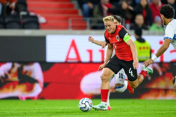 War nach einer schwachen WM sichtlich auf Wiedergutmachung aus. Eroberte einige Male stark den Ball, mit solchen Leistungen wird er wieder eine Säule im Team sein.