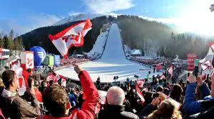 BAD MITTERNDORF,AUSTRIA,13.JAN.18 - NORDIC SKIING, SKI JUMPING, SKI FLYING - FIS World Cup, Kulm, men. Image shows an overview.
Photo: GEPA pictures/ Hans Oberlaender
