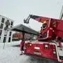 Die Feuerwehr befreite den Busbahnhof vom Schnee 