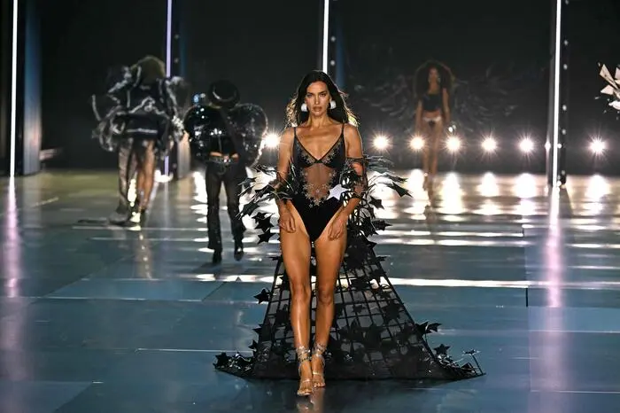 Irina Shayk, Russin und Ex-Freundin von Bradley Cooper turtelte zuletzt mit Gisele Bündchens Ex-Mann Tom Brady