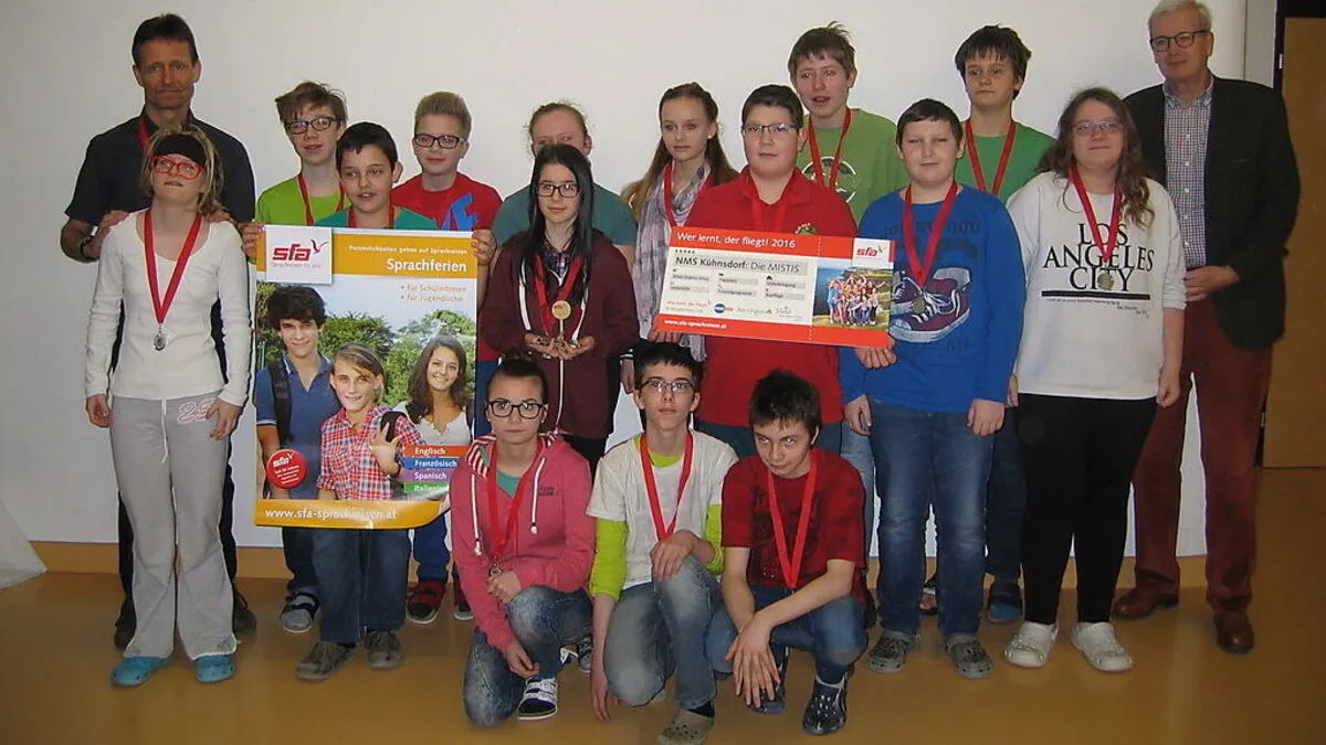 Die glücklichen Gewinner mit Mistelbauer (links) und Lovrek 