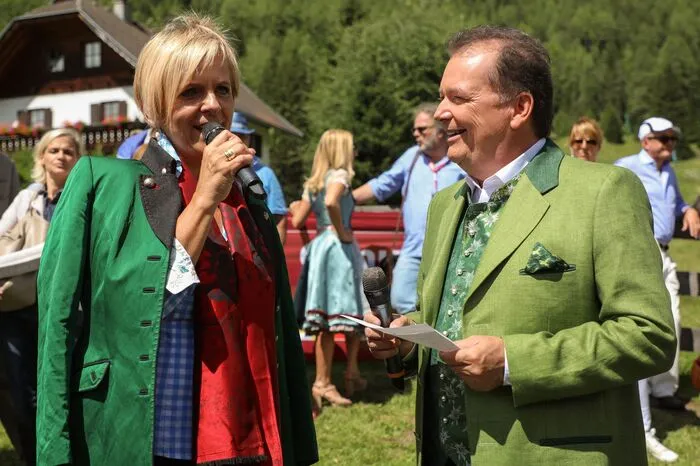 ORF-Kärnten-Chefin Karin Bernhard mit Arnulf Prasch