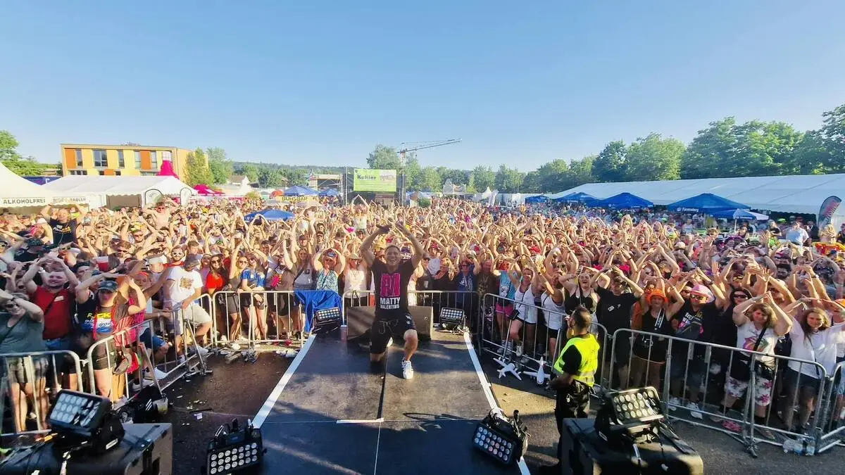 Matty Valentino wird heute (Samstag) am Kaiser-Josef-Platz auftreten