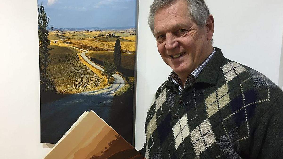 Fotograf aus Leidenschaft: Norbert Steiner mit seinem jüngsten Werk im Eigenverlag (norbertsteiner@aon.at)