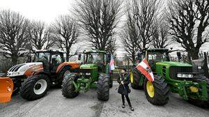 Traktoren auf dem Ballhausplatz | Die FPÖ wirbt um die Bauern, am Freitag jedoch mit mäßigem Erfolg