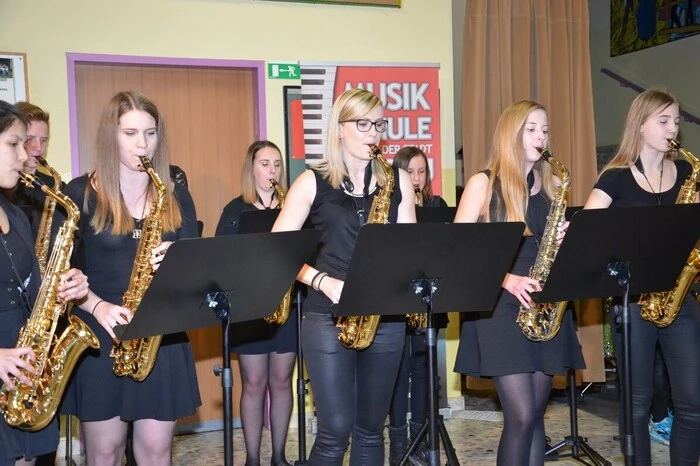 Geboten wurde ein abwechslungsreiches Programm: von Jazz über Filmmusik bis zu Volksmusik.