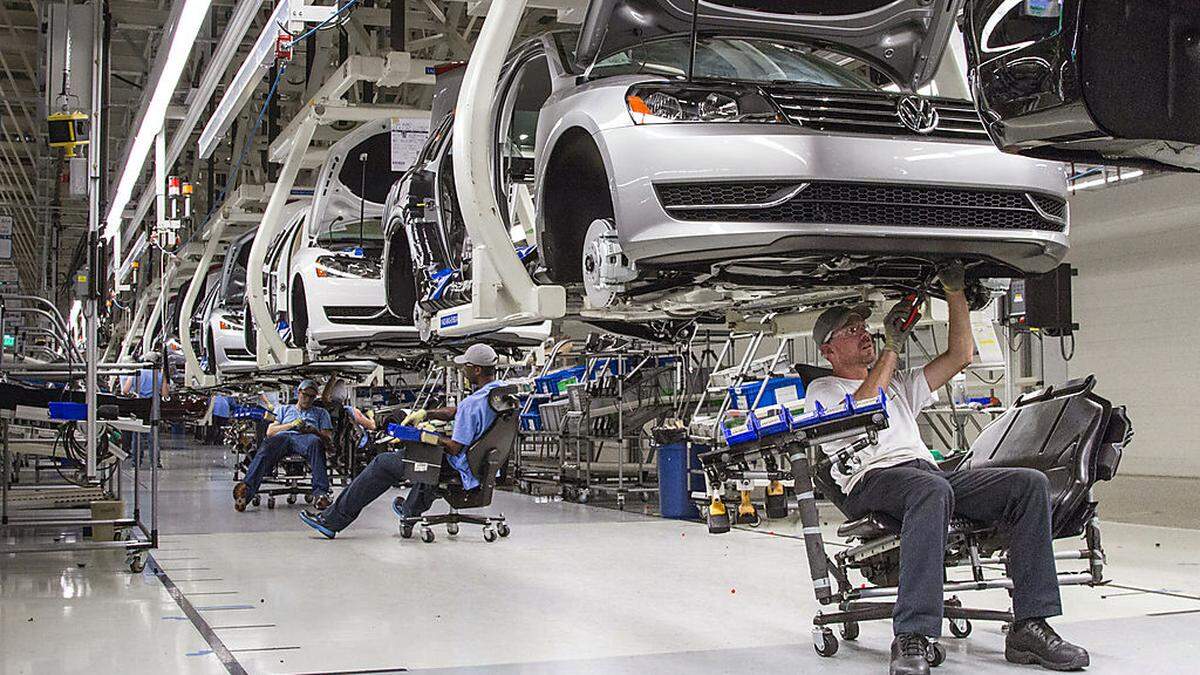 In Deutschland kommen Passat- und Amarok-Modelle bald zurück in die Werkstatt