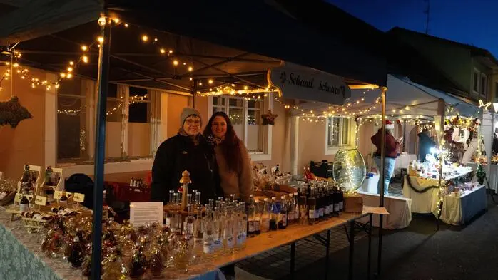 Knapp 40 Aussteller, Ponyreiten, Kinderkarussell und Christkindlpostamt: Der dritte St. Veiter Christkindlmarkt hatte einiges zu bieten.