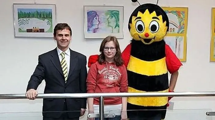Erich Dramberger, Teilnehmerin Leonie Tomaschitz und „Sumsi“   Martin Hinteregger