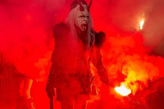 Die Landjugend hatte zum Krampuslauf geladen. Zahlreiche Krampus- und Perchtengruppen zeigten sich von ihrer schönsten/gruseligsten Seite.