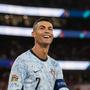 Cristiano Ronaldo hat Millionen von Followern