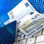 Die Frau überwies via PayPal Geld an verschiedene ausländische Konten