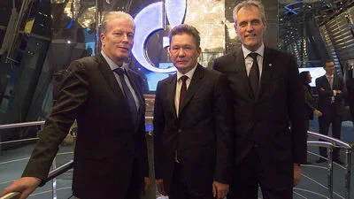 Im Geschäft: OMV-Chef Rainer Seel und Gazprom-Boss Miller (Mitte) (Archivbild)