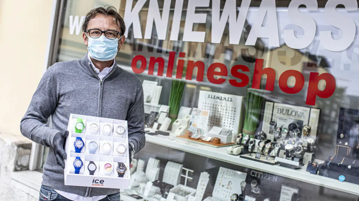 Helmut Kniewasser richtete Ausgabefenster ein	