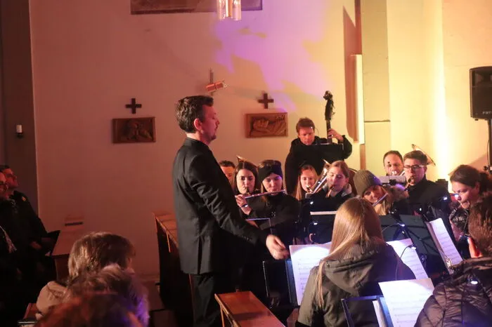 Daniel Weinberger überzeugte mit Temperament und Leidenschaft als Leiter der Werkskapelle Mondi Frantschach.