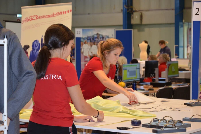 Der Rummel bei den EuroSkills ist enorm, Maria Jöbstl sagt: "Das haben wir komplett ignoriert" uns spricht von "positiver Nervosität".