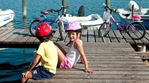 Zwischen Feldern und entlang unberührter Strände führt ein  besonders beliebter Familien-Radweg durchs Caneo-Gebiet
