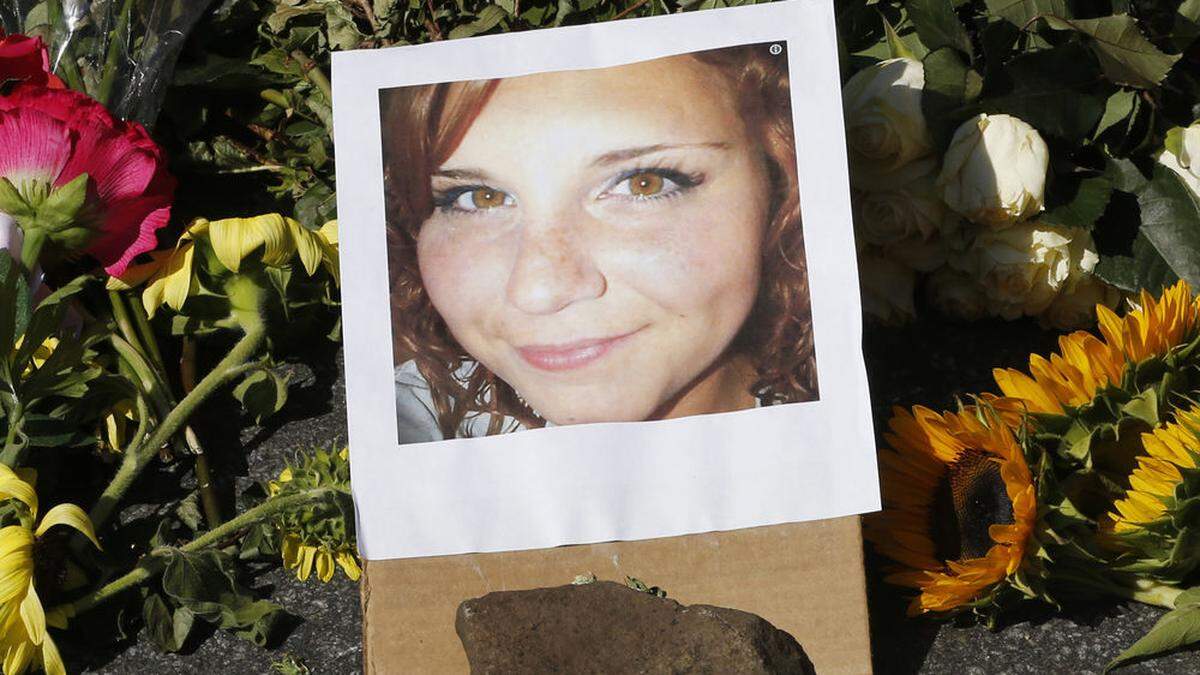 19 Menschen wurden verletzt, als ein 20-Jähriger in eine Gruppe von Gegendemonstranten raste, Heather Heyer kam ums Leben.