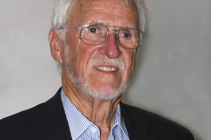 Hans Holzer, Pensionist, Knittelfeld: Die Vier-Tage-Woche befürworte ich nicht. Wie soll das zum Beispiel bei der Schichtarbeit in der Industrie funktionieren? Die Tagesbelastung wird größer, es könnte Probleme mit der Einteilung der Arbeit geben. Wenn jemand zwei bis zweieinhalb Tage Freizeit in der Woche hat, ist das bei einem klassischen Arbeitstag meiner Meinung nach voll ausreichend. Homeoffice ist in manchen Bereichen möglich, dauerhaft aber aus unterschiedlichen Gründen auch schwer machbar.