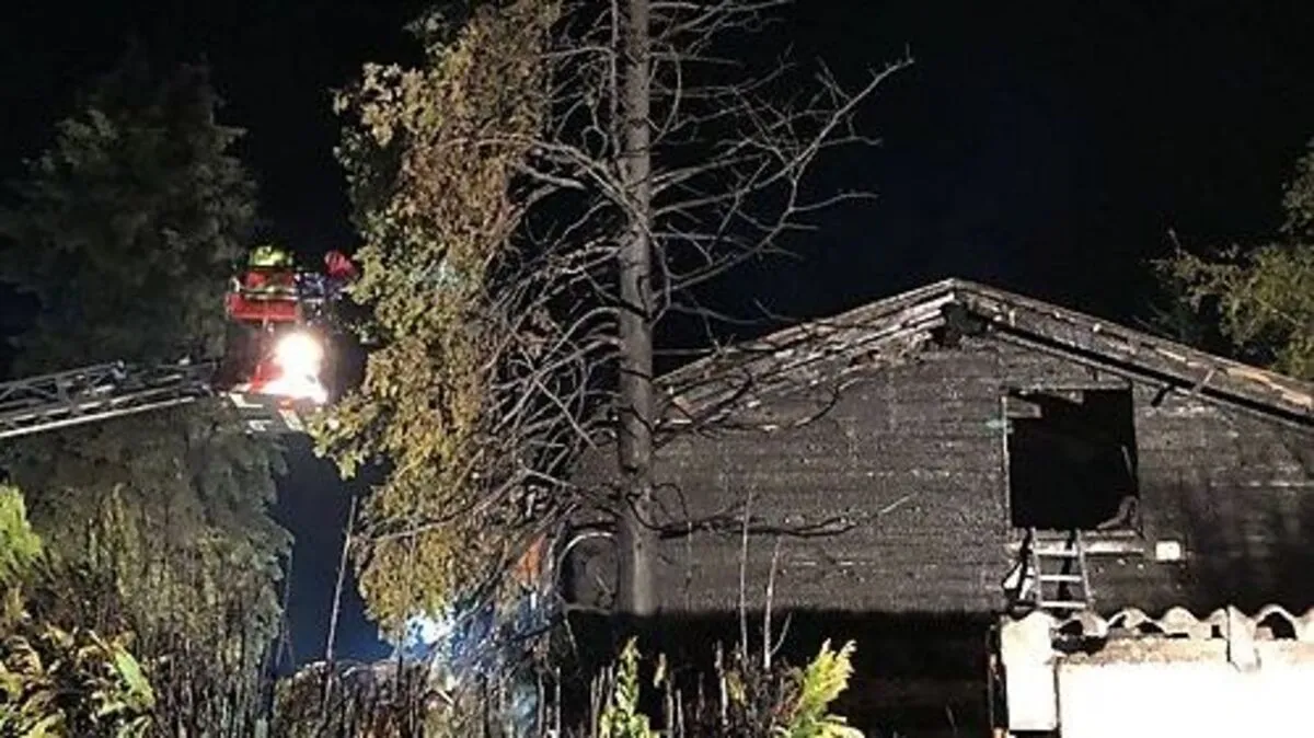 54 Mitglieder von drei Feuerwehren waren im Einsatz