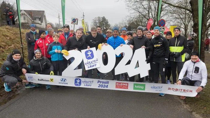 Rund 300 LäuferInnen starteten am ersten Tag des Jahres beim Neujahrslauf gemeinsam in der Klagenfurter Ostbucht Richtung Krumpendorf und wieder retour